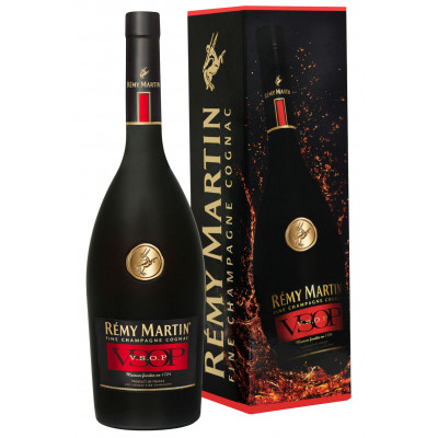 Коньяк Remy Martin VSOP 0.5л